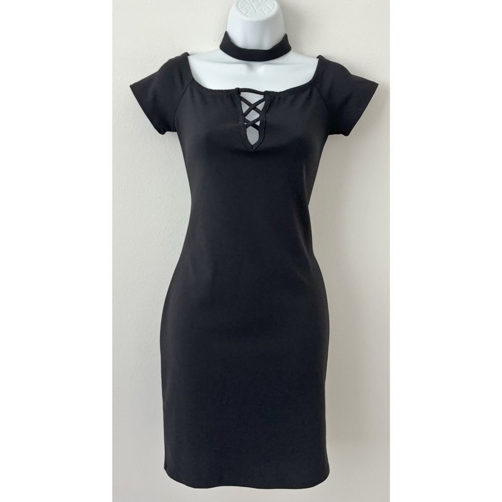 Forever 21 Lace Up Black Choker Dress Size Medium
